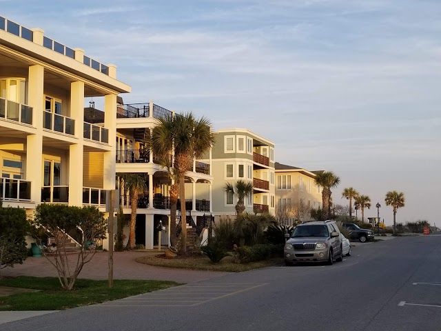 Tybee Beach Pier and Pavilion